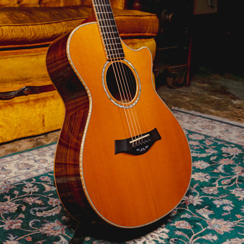 2019 Taylor Custom Grand Concert Acoustic Guitar, Cedar/Rosewood, Natural w/ OHSC - Used