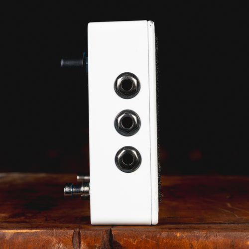 Electro-Harmonix Memory Man Deluxe 1100-TT Delay Effect Pedal w/Box - Used