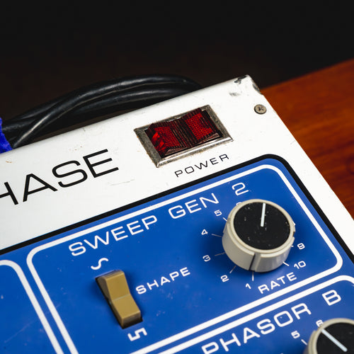 1976 MU-TRON Bi-Phase Effect w/Paper Overlays - Used