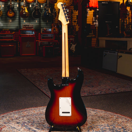 2015 Fender Standard Stratocaster Electric Guitar, Sunburst w/HSC - Used