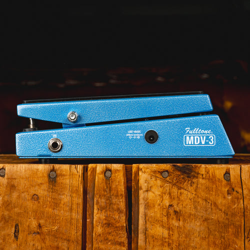 Fulltone Custom Shop Deja Vibe MDV-3 V2 Chrous/Vibrato Effect Pedal w/ Box & PSU - Used