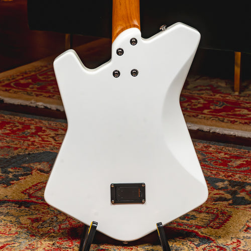 2026 Sturner Guitars 1129 Bass Guitar, White w/HSC - Used