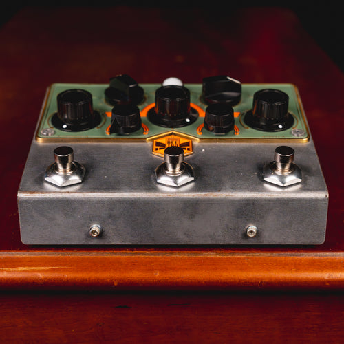 Beetronics Royal Jelly Overdrive/Fuzz Effect Pedal w/ Box - Used