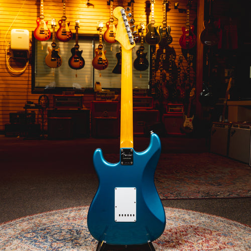 2010 Fender American Vintage Thin Skin '61 Stratocaster Electric Guitar, Lake Placid Blue - Used