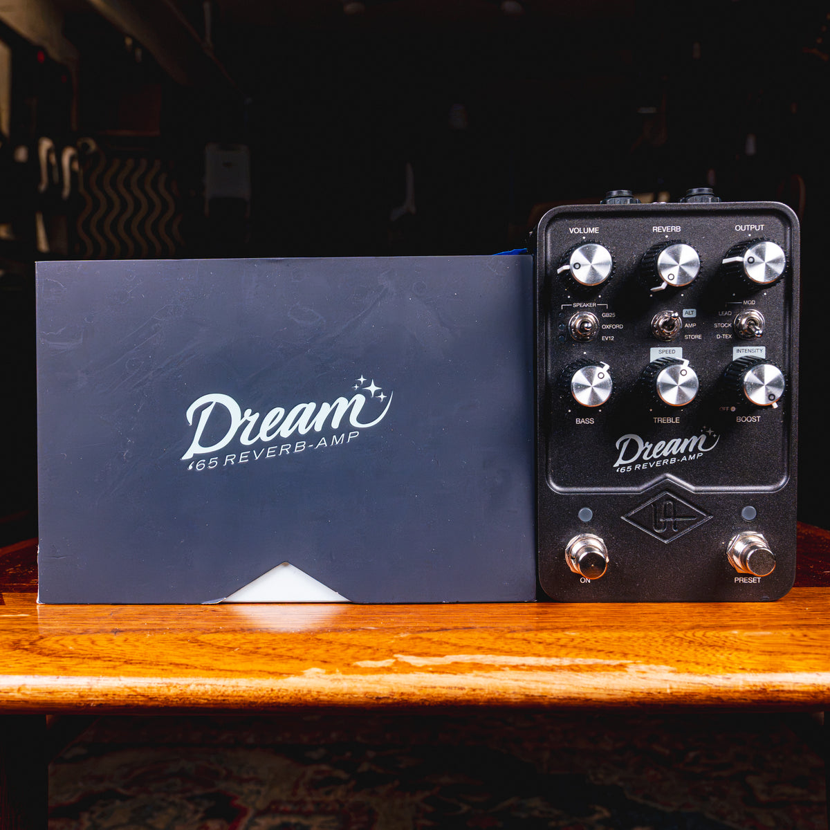 Universal Audio Dream '65 Reverb Amplifier Effect Pedal w/ Box - Used