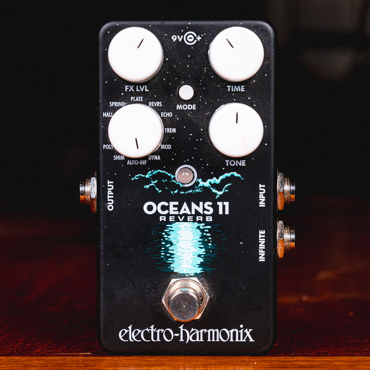 Electro-Harmonix Oceans 11 Reverb Effect Pedal - Used