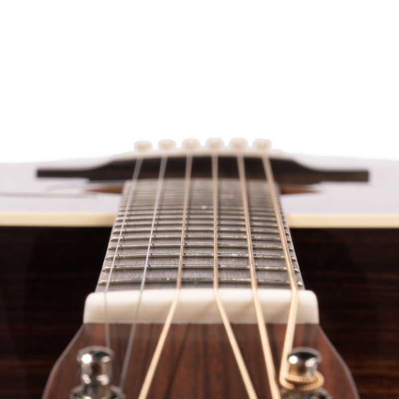 Martin 000-28 Acoustic Guitar, Sunburst w/Hardshell Case