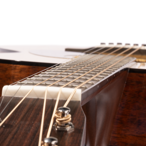 Martin 00-18 Spruce Top, Mahogany Back and Sides Acoustic Guitar, Natural