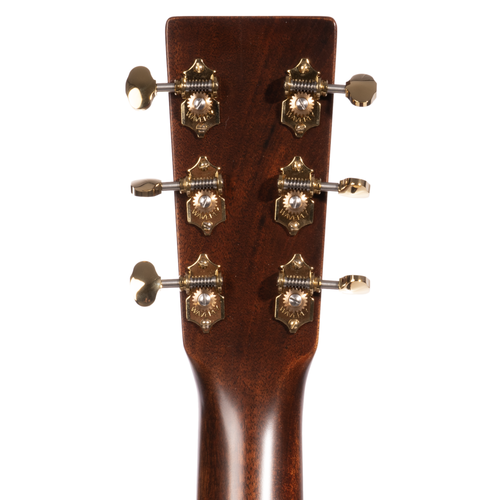 Martin 000-18 Modern Deluxe Spruce Top Acoustic Guitar, Natural, with Case