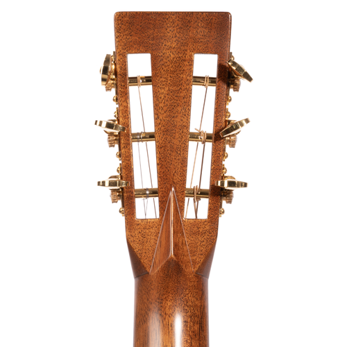 Martin 012-28 Modern Deluxe Acoustic Guitar, VTS Spruce Top & East Indian Rosewood Back and Sides