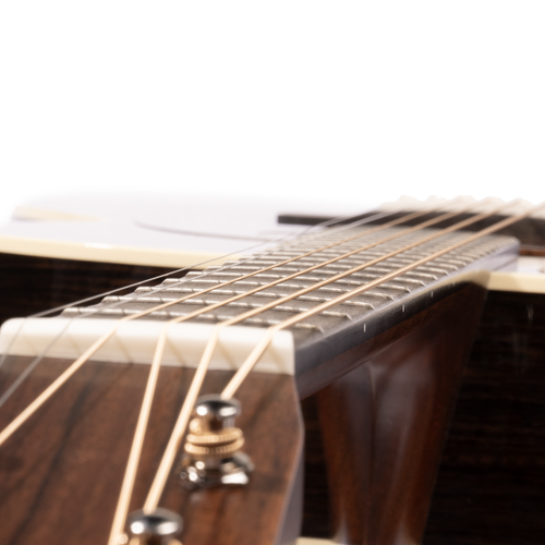 Martin 000-28 Acoustic Guitar, Spruce Top, Rosewood Back/Sides, Ambertone Burst