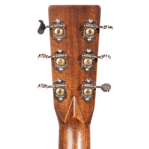 Martin 000-28 Acoustic Guitar, Spruce Top, Rosewood Back/Sides, Ambertone Burst