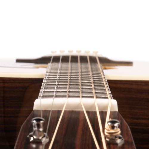 Martin 000-28 Standard Series Acoustic Guitar, Spruce Top, Rosewood Back/Sides