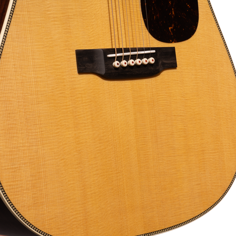Martin HD-28 Dreadnought Acoustic Guitar, Spruce Top Rosewood Back/Sides