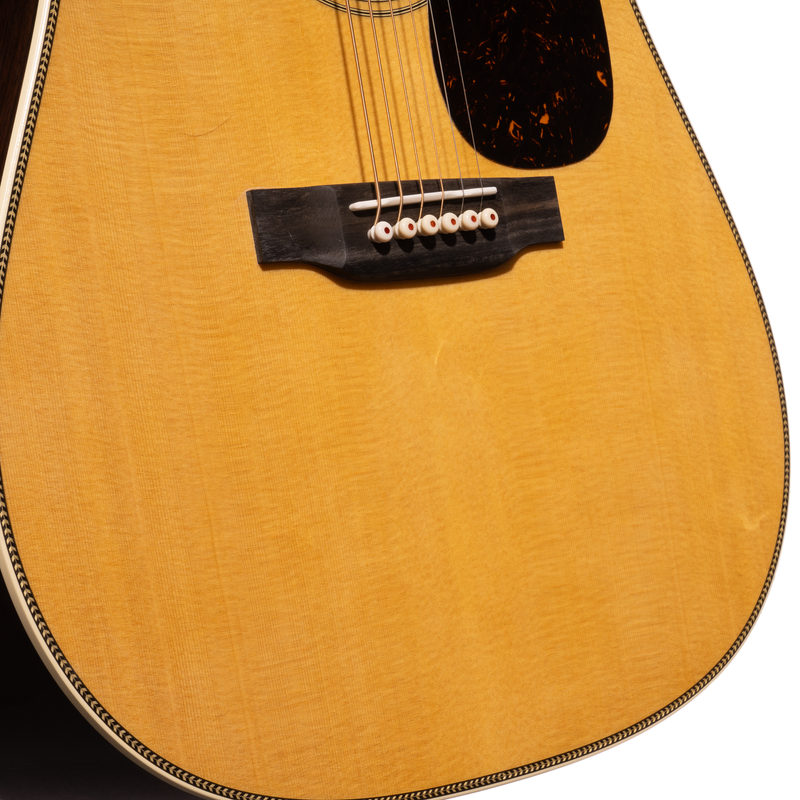 Martin HD-28 Dreadnought Acoustic Guitar, Spruce Top Rosewood Back/Sides