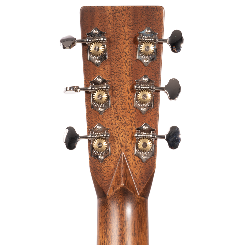 Martin HD-28 Dreadnought Acoustic Guitar, Spruce Top Rosewood Back/Sides