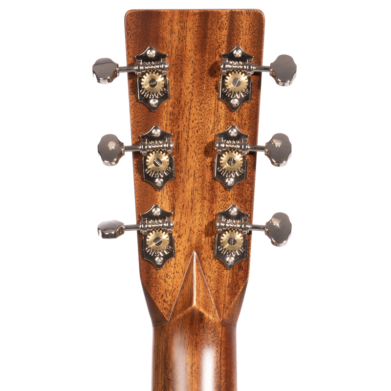Martin OM-28 Acoustic Guitar, Spruce Top, East Indian Rosewood Back And Sides, Natural Finish
