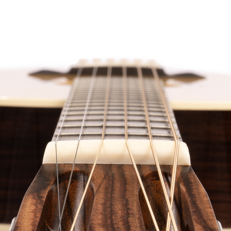 Martin Custom Shop 00 12-Fret 28-Style Acoustic Guitar, Spruce & Wild Grain East Indian Rosewood