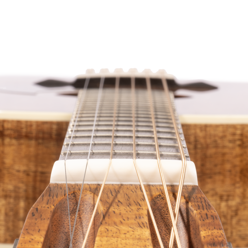 Martin Custom Shop 000 12-Fret, 28-Style Acoustic Guitar, Highly Flamed Koa Top, Back, & Sides