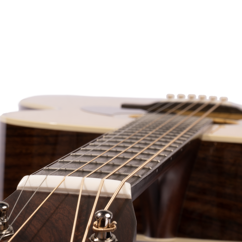 Martin Custom Shop OM, 28-Style Adirondack Spruce Top, Wild Grain East Indian Rosewood Back/Sides