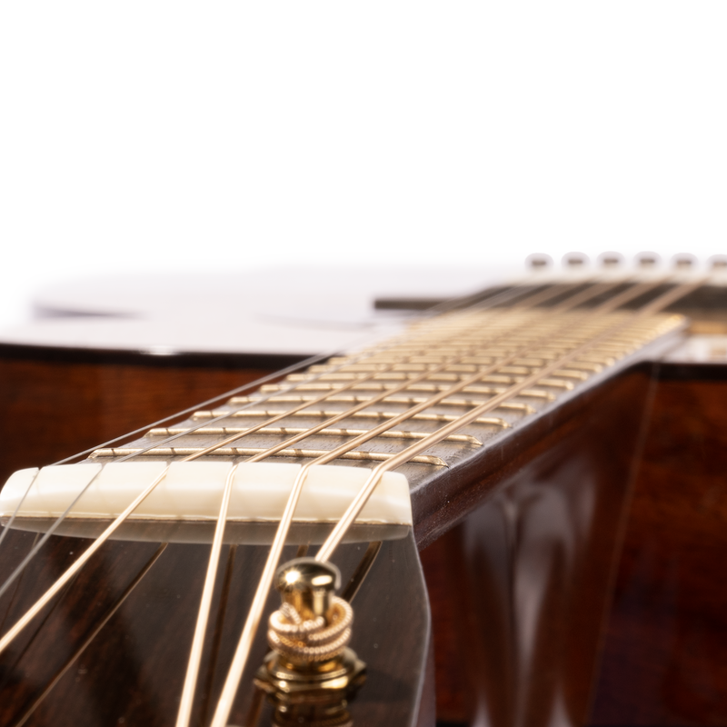 Martin Custom Shop OM Acoustic Guitar, 18 Style, Sitka Spruce VTS Top with Sinker Mahogany Back and Sides