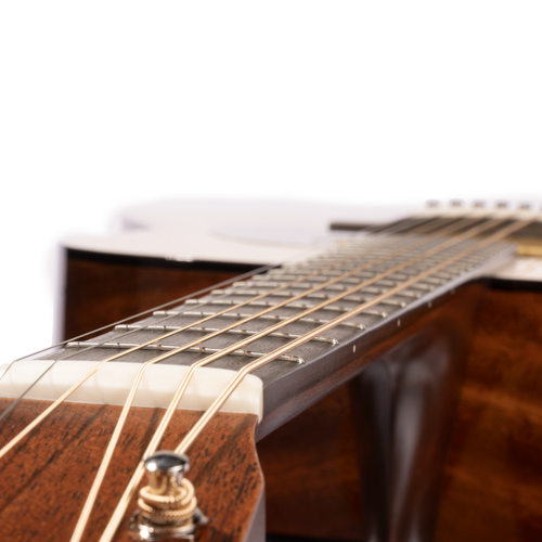 Martin Custom Shop ''D'' Dreadnought Body, 18 Style, Adirondack Spruce/Sinker Mahogany Acoustic Guitar