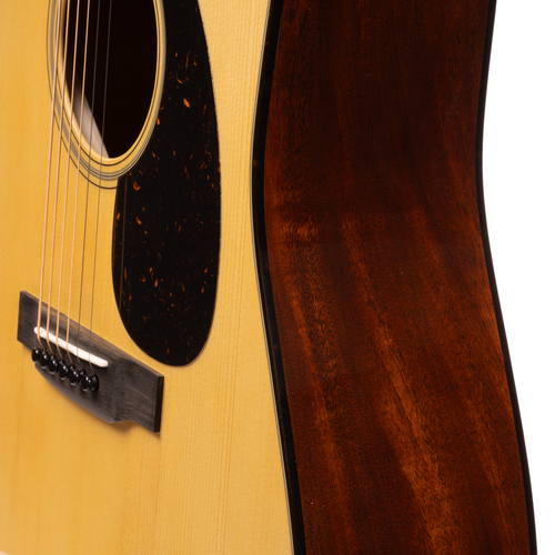 Martin Custom Shop ''D'' Dreadnought Body, 18 Style, Adirondack Spruce/Sinker Mahogany Acoustic Guitar