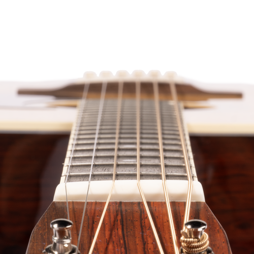 Martin Custom Shop M Grand Auditorium, 36-Style, Sitka Spruce Bearclaw Top, Cocobolo Back & Sides