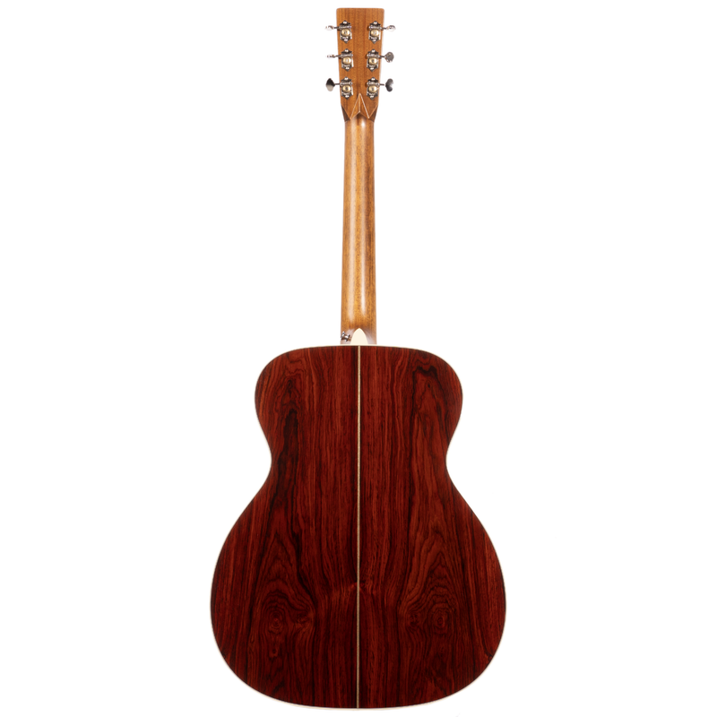 Martin Custom Shop M Grand Auditorium, 36-Style, Sitka Spruce Bearclaw Top, Cocobolo Back & Sides