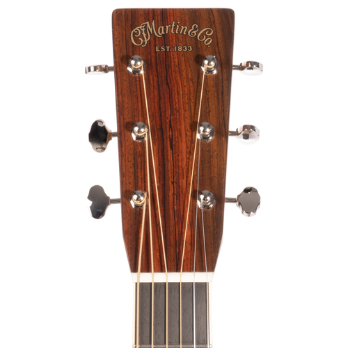 Martin Custom Shop M Grand Auditorium, 36-Style, Sitka Spruce Bearclaw Top, Cocobolo Back & Sides