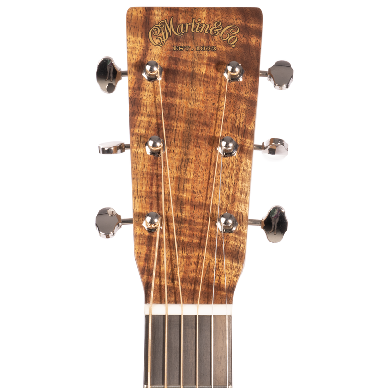 Martin Custom Shop OM Auditorium Acoustic Guitar, 18-Style, Flamed Koa Top/Back & Sides, Natural