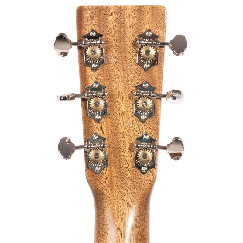 Martin Custom Shop OM Auditorium Acoustic Guitar, 18-Style, Flamed Koa Top/Back & Sides, Natural