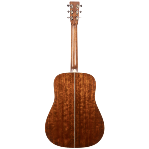 Martin Custom Shop D Dreadnought Acoustic Guitar, 28-Style, Sitka Spruce Bearclaw/Quilted Mahogany