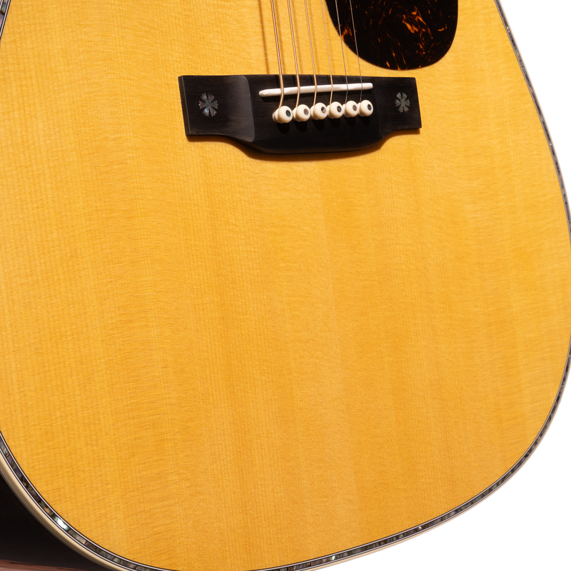 Martin D-42, 14-Fret Acoustic Guitar, Sitka Spruce Top, East Indian Rosewood Back & Sides, Natural