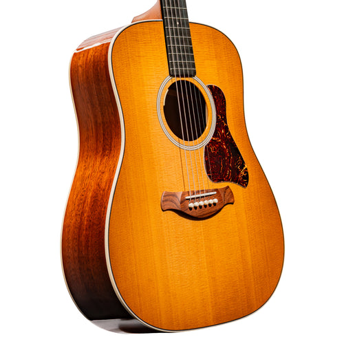 Taylor Trey Hensley Gold Label 510e Dreadnought Acoustic-Electric Guitar, Sitka Spruce/Mahogany