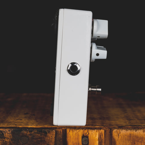 Mad Professor Snow White Auto Wah Effect Pedal w/ Box - Used