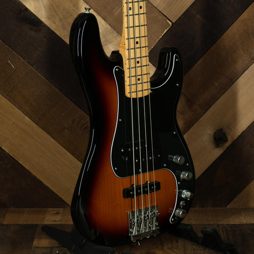 Fender Deluxe Active Precision Bass Special, Maple, 3-Tone Sunburst - Used