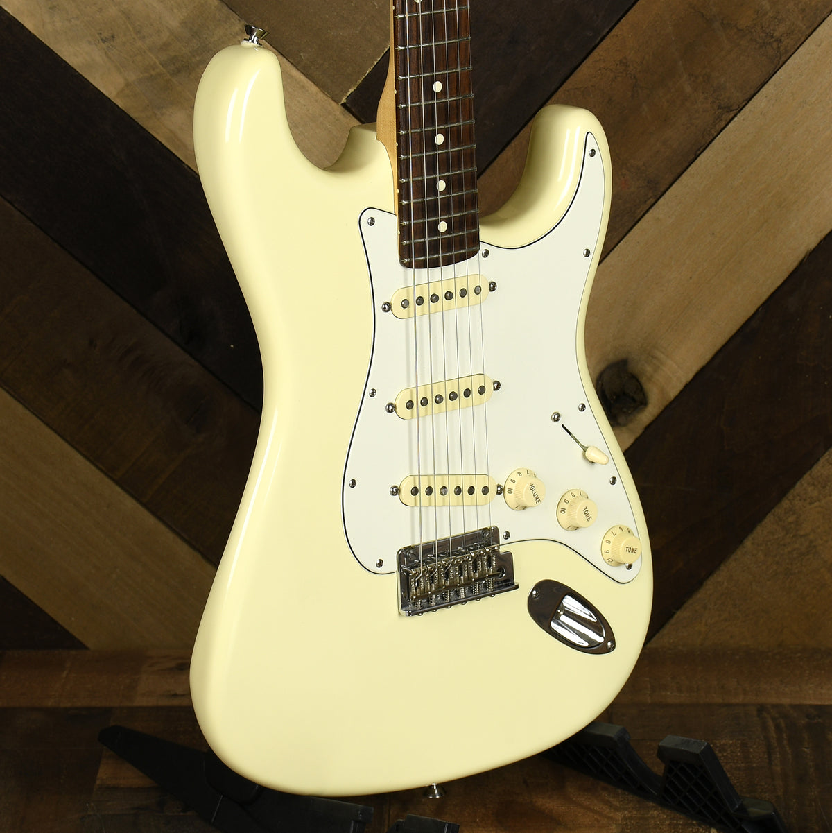 Fender American Standard Strat Olympic White With OHSC - Used