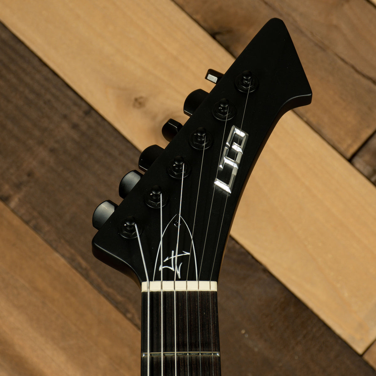 LTD 2019 Vulture James Hetfield Signature, Black Satin With OHC - Used