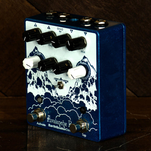 Earthquaker Avalanche Run V2 Stereo Delay And Reverb With Tap Tempo - Used