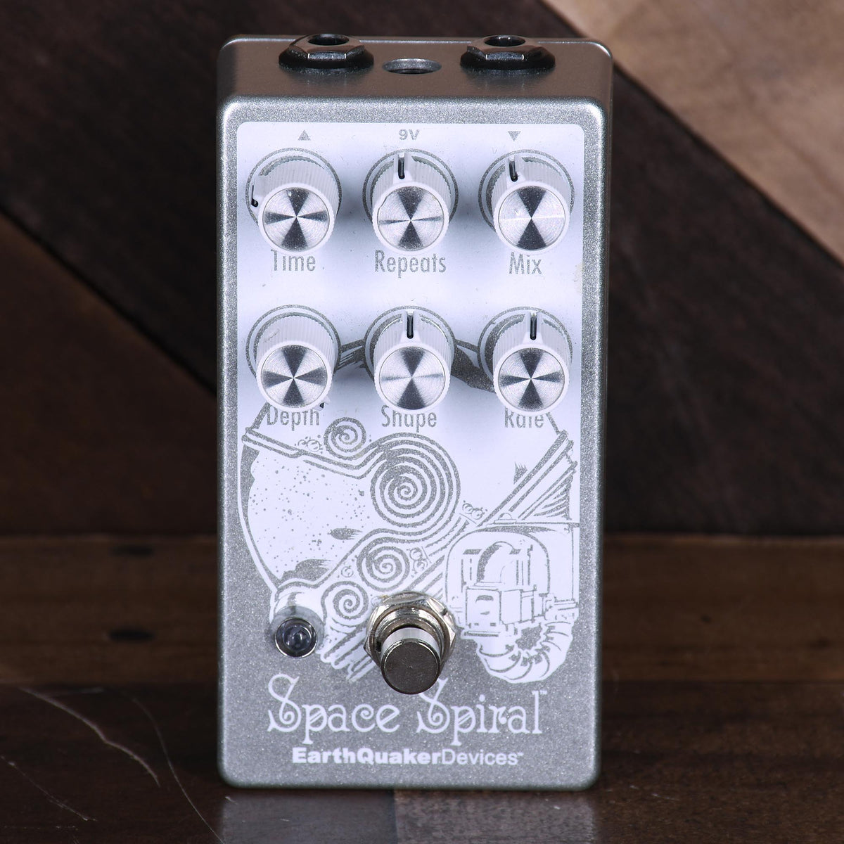 Earthquaker Space Sprial Modulated Delay Device Pedal - Used