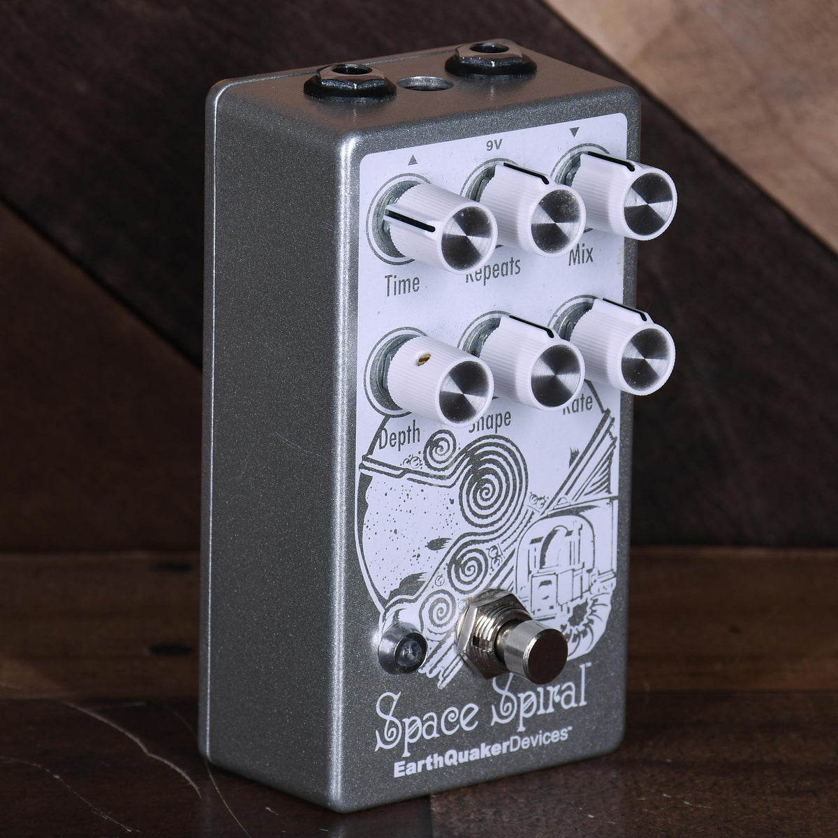 Earthquaker Space Sprial Modulated Delay Device Pedal - Used