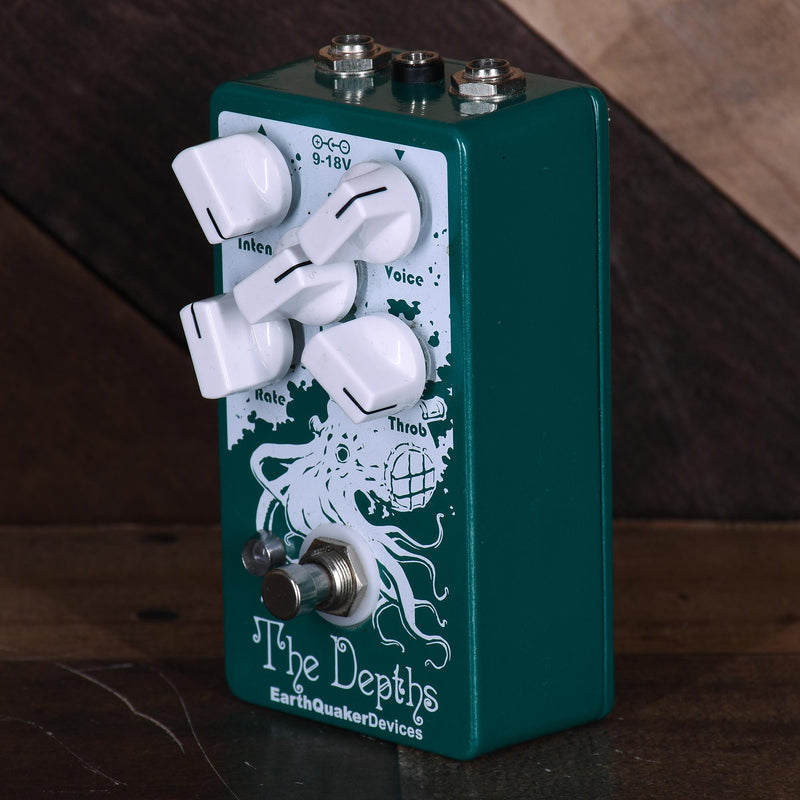 Earthquaker The Depths Vibrato Pedal - Used