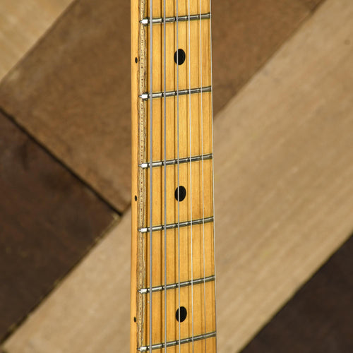 Fender '77 Strat 3-Tone Sunburst With OHSC - Used