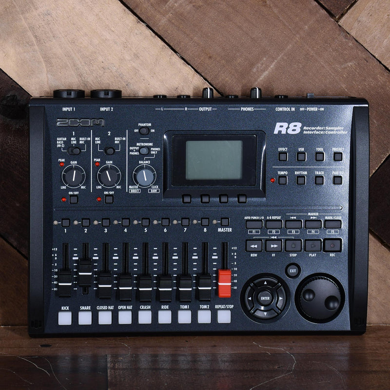 Zoom R8 8 Track Recorder/Interface/Controller/Sampler - Used