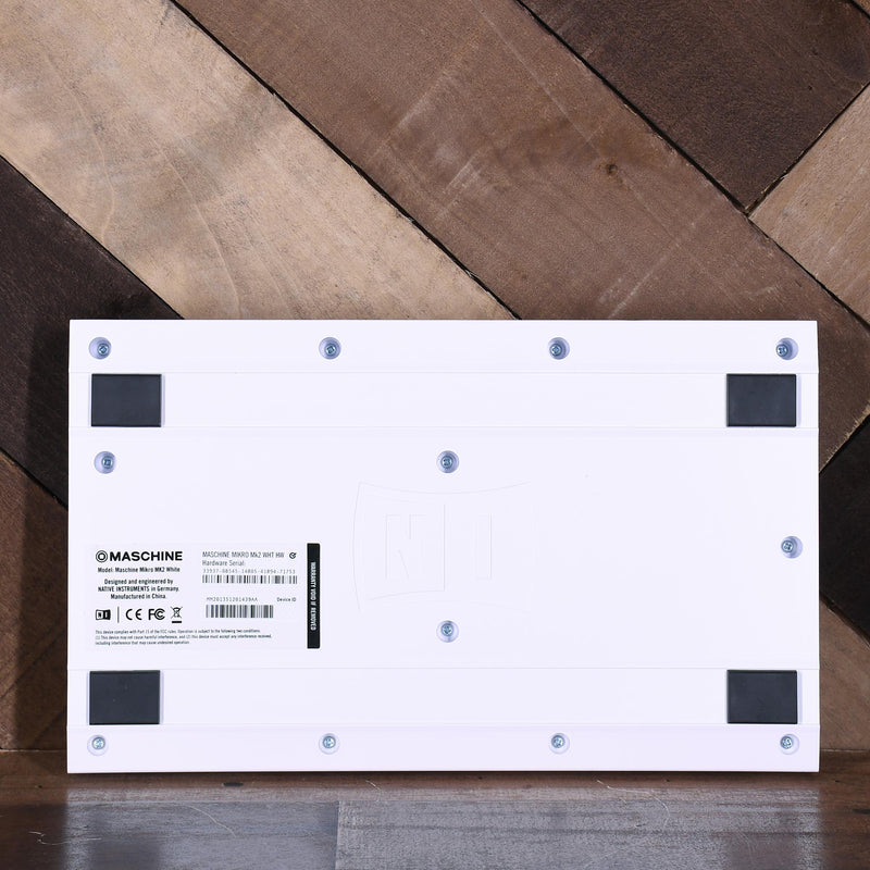 Native Instruments Maschine Mikro Mk2 White - Used