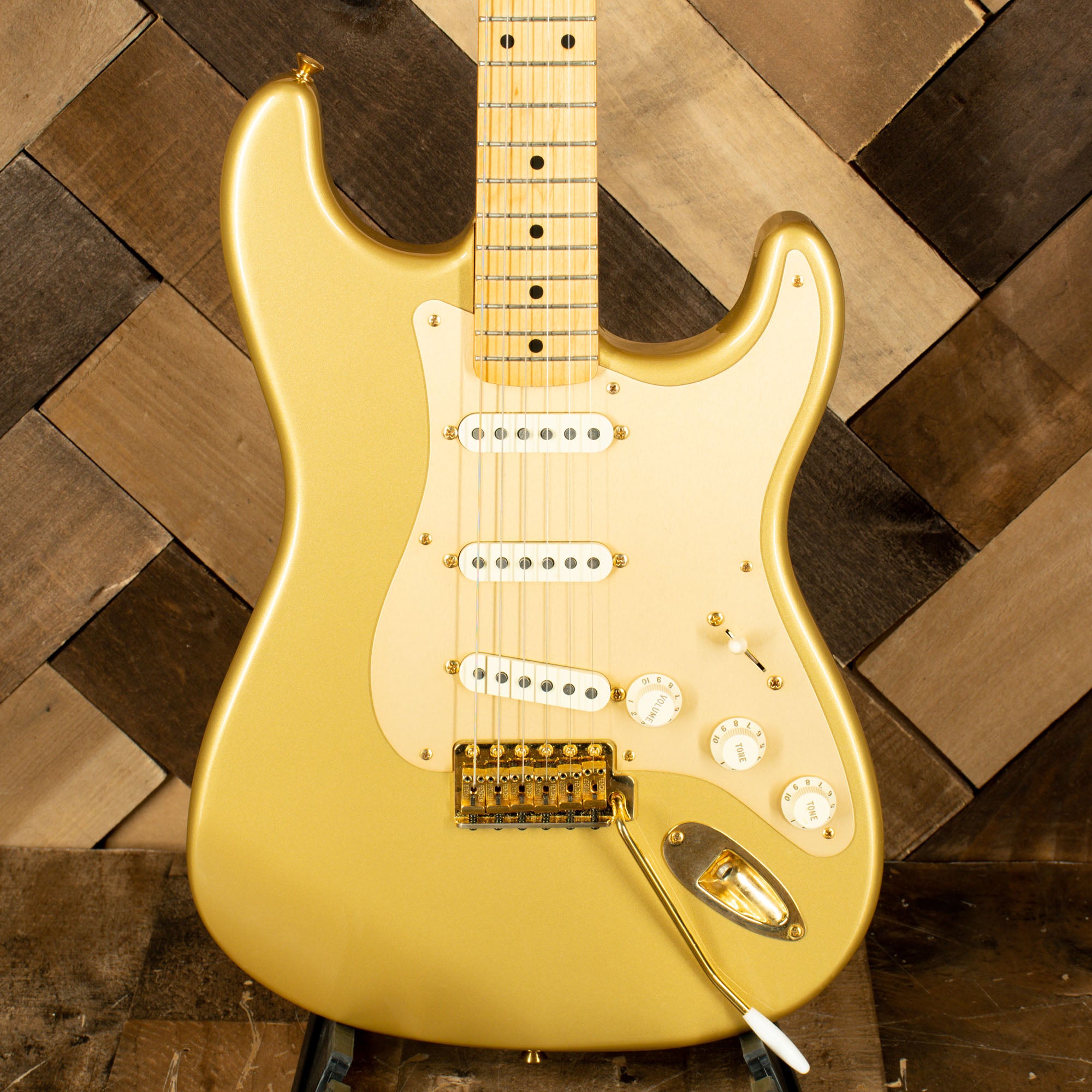 Fender 2004 50th Anniversary Stratocaster Electric Guitar, Aztec