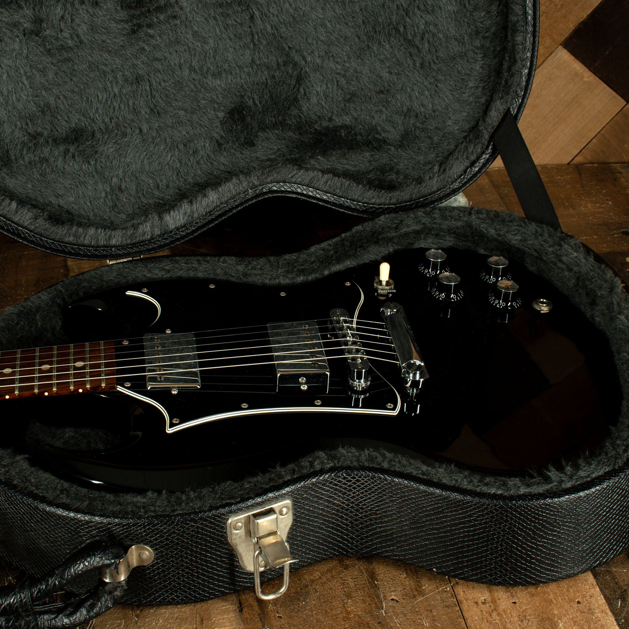 AYA SHOP様　2005年製　Gibson SG 黒 Gibson 2005 SG Special Electric Guitar, Black With OHC - Used