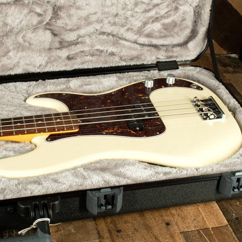 Fender 2021 American Professional II Precision Bass Guitar, Olympic White With OHC - Used