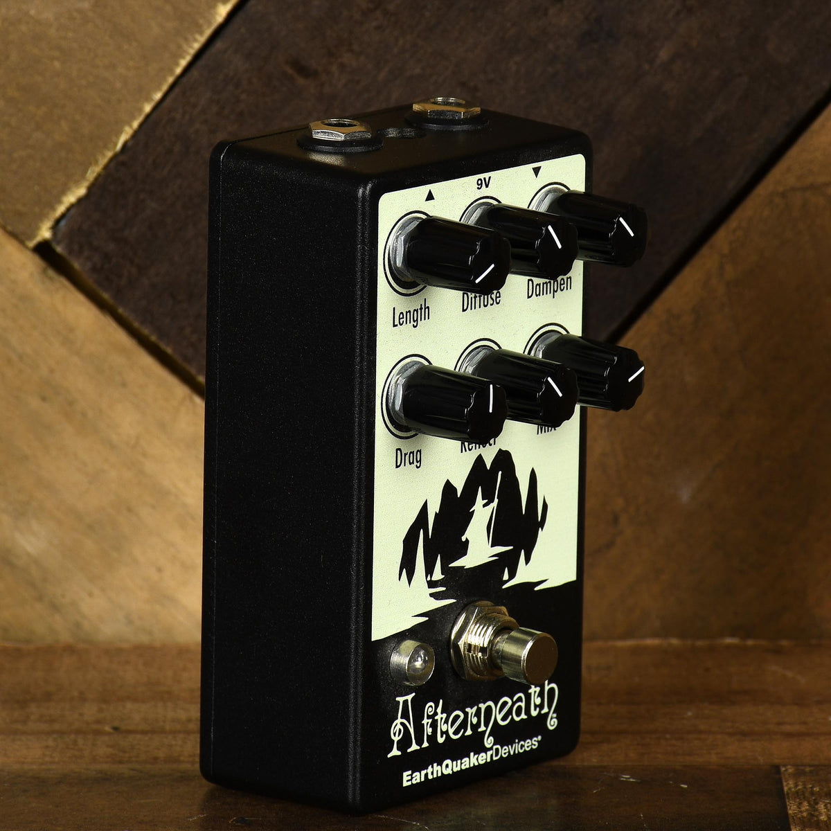 Earthquaker Afterneath Reverb With Box - Used